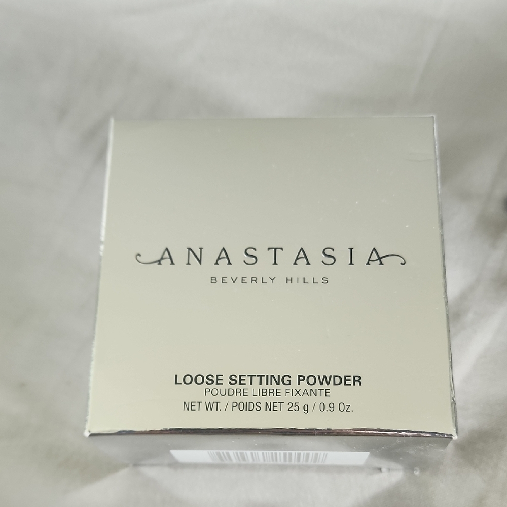Anastasia Beverly Hills Loose Setting Powder